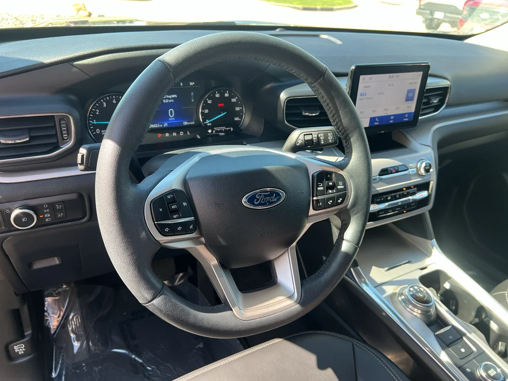 Used 2024 Stone Blue Metallic Ford XLT image 13
