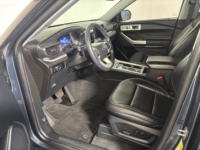 Used 2023 Blue Ford XLT image 14