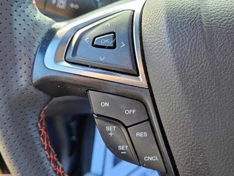 Used 2024 Agate Black Metallic Ford ST-Line image 24