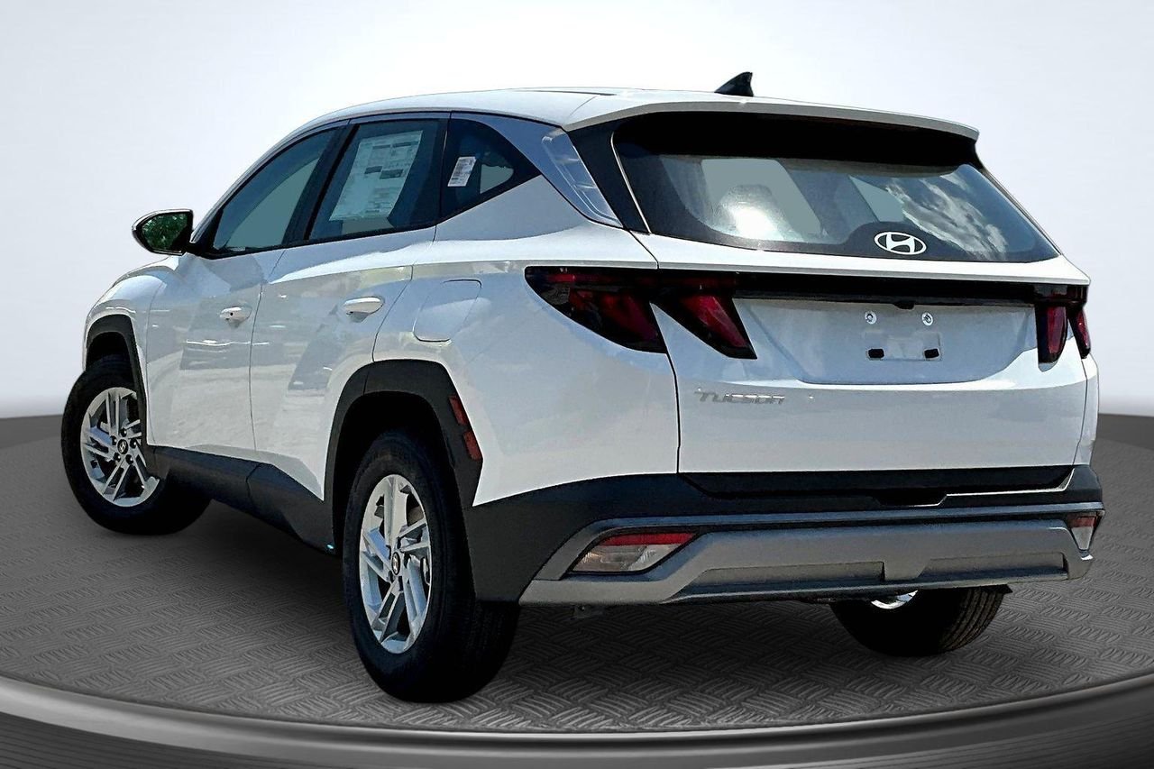 New 2026 White Hyundai SE AWD image 22