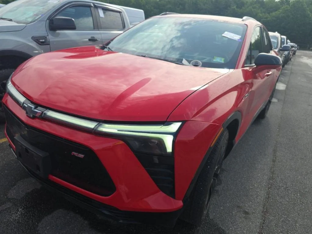 Used 2024 Chevrolet Blazer EV RS with VIN 3GNKDCRJ2RS271407 for sale in Columbus, OH