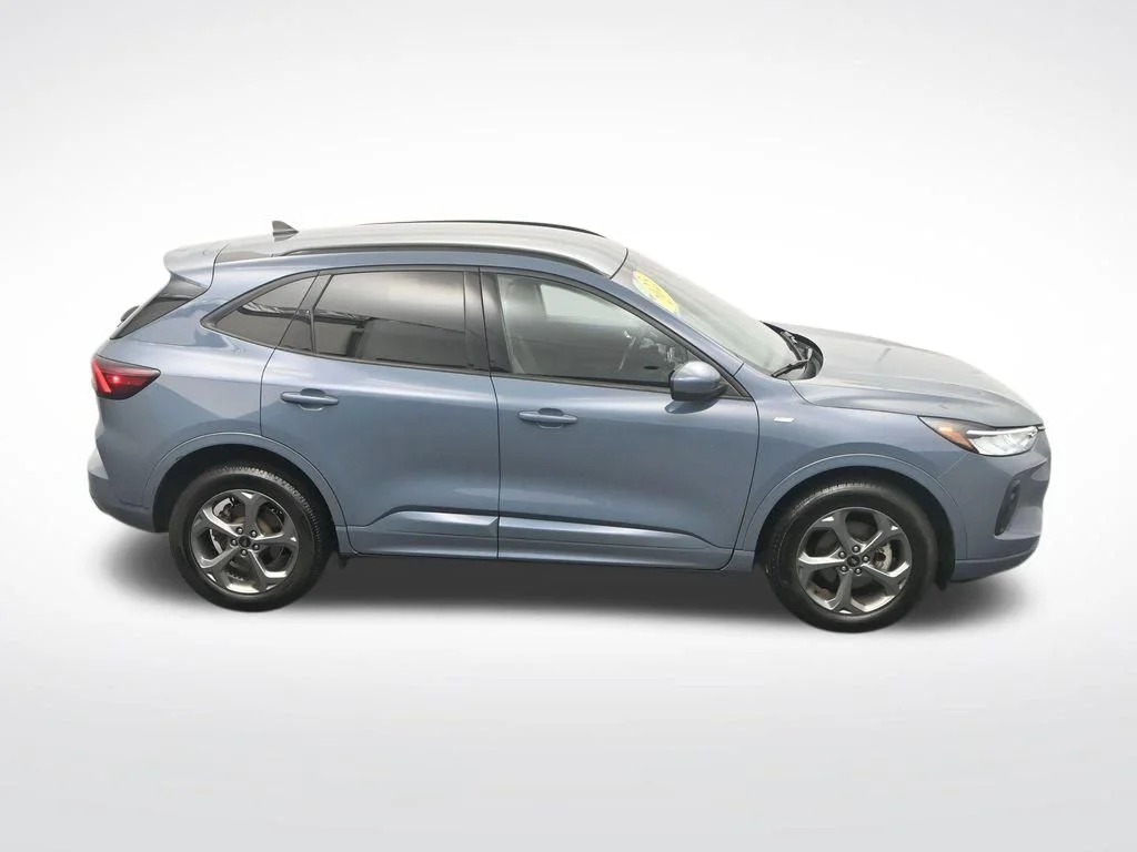 Used 2023 Blue Ford ST-Line Select image 38