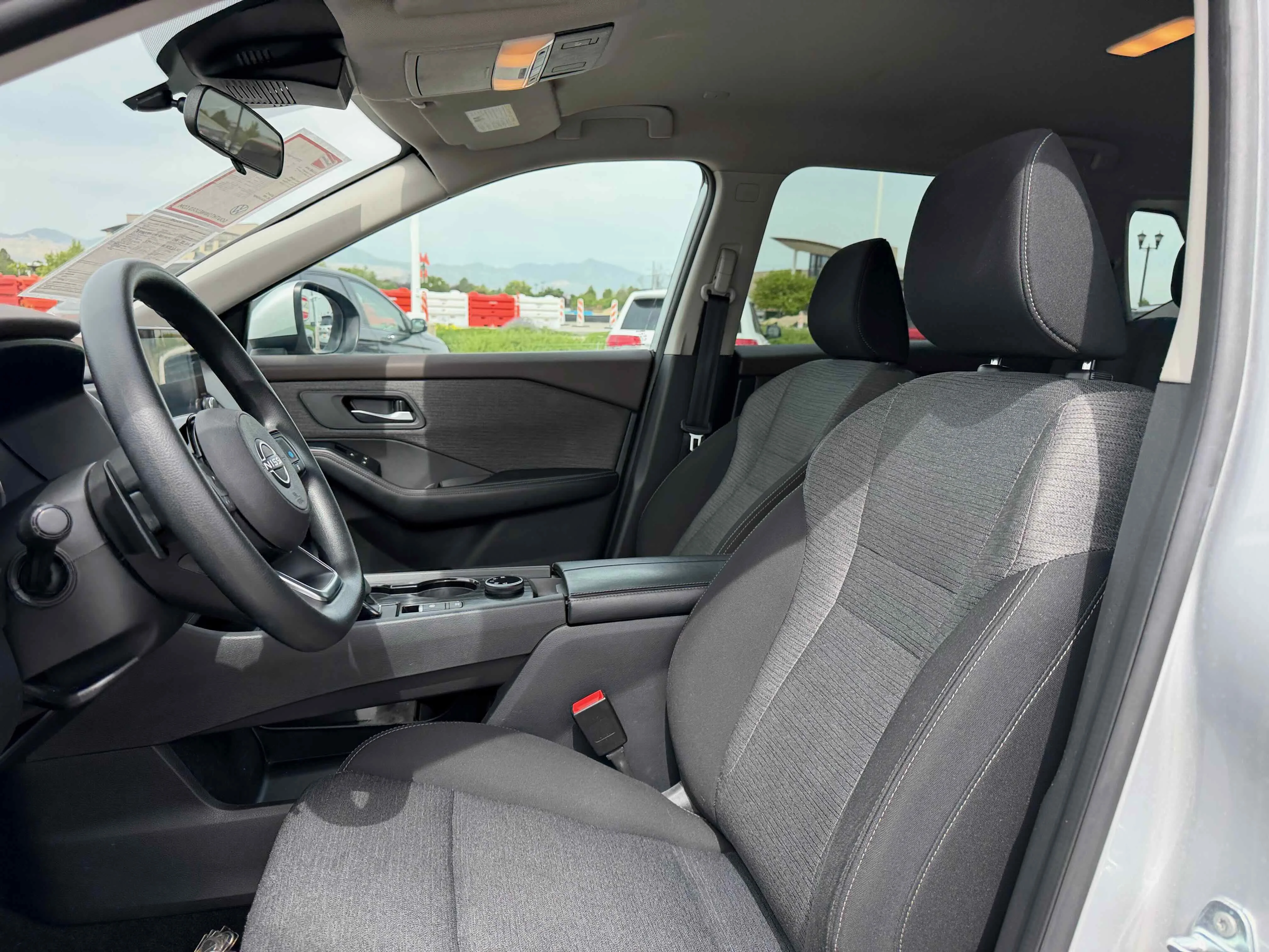 Used 2023 Brilliant Silver Metallic Nissan SV image 14