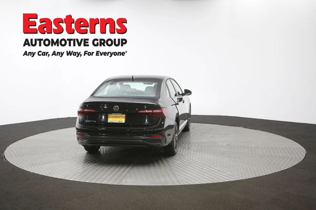 Used 2024 Black Volkswagen 1.5T SE image 35