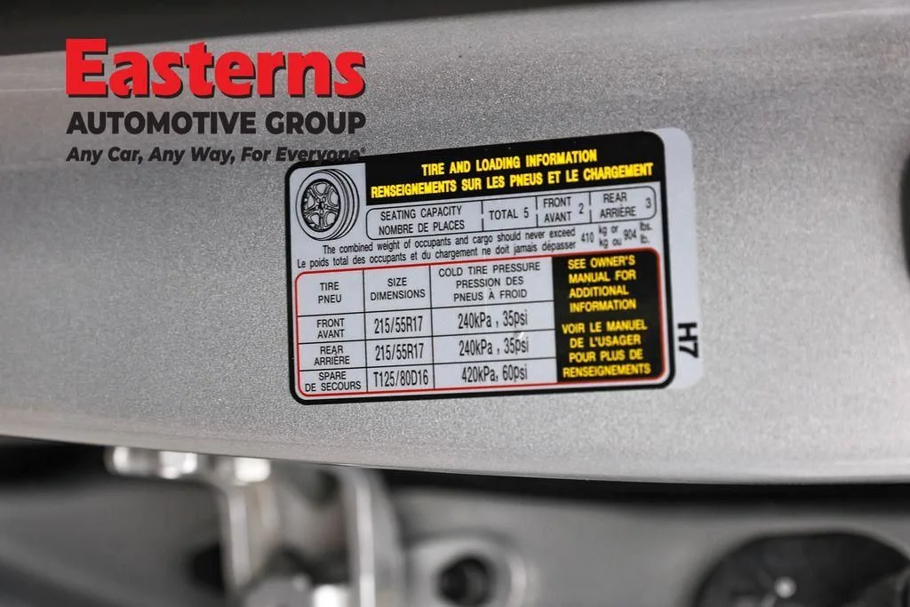 Used 2025 Silver Hyundai SEL image 37
