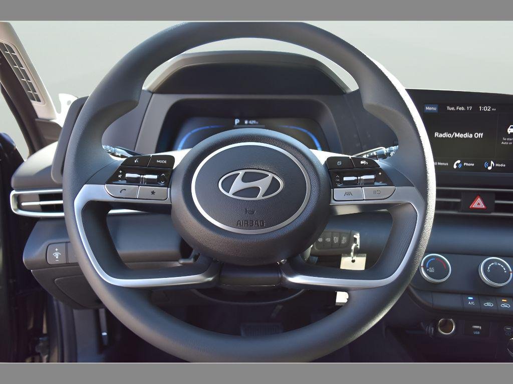 New 2026 Amazon Gray Hyundai SE image 17