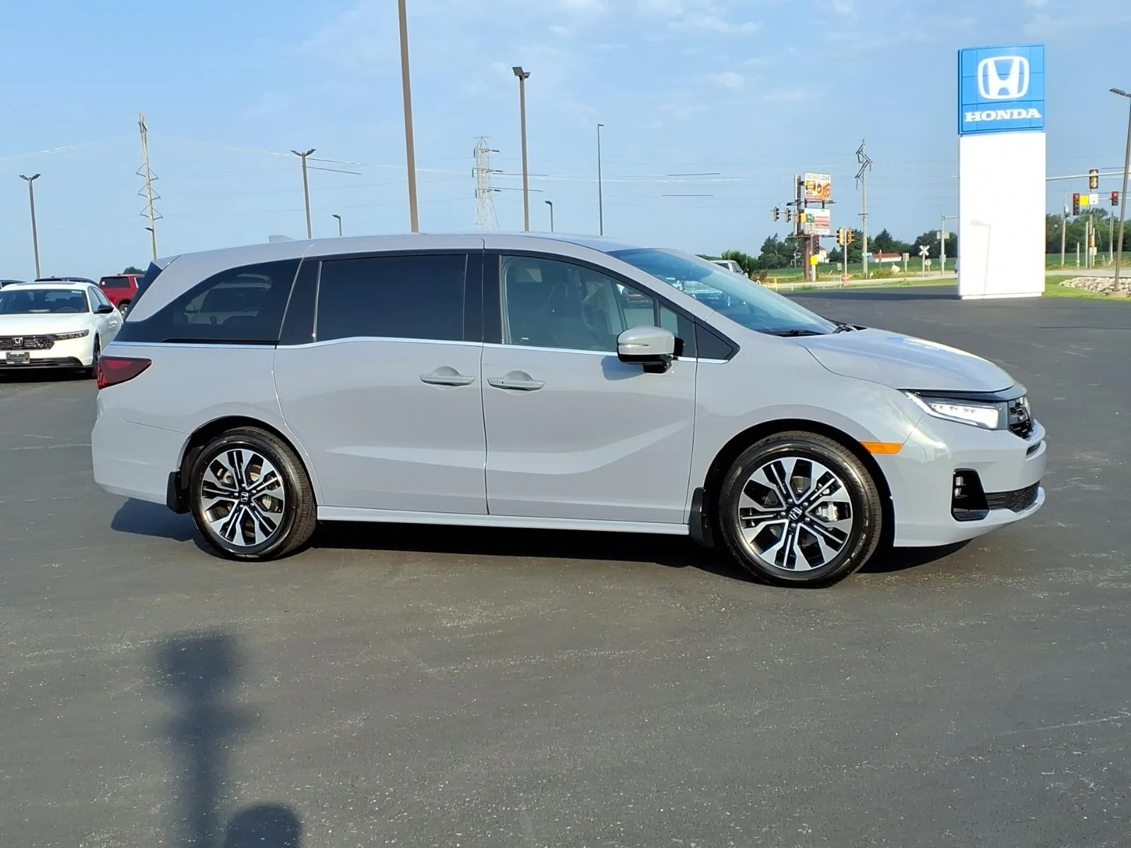 2026 Honda Odyssey Elite - Photo 2