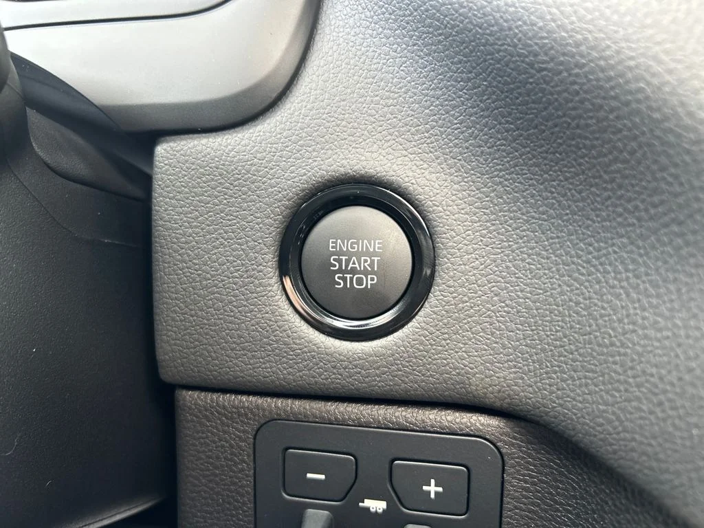 2026 Toyota Tundra Limited - Photo 24