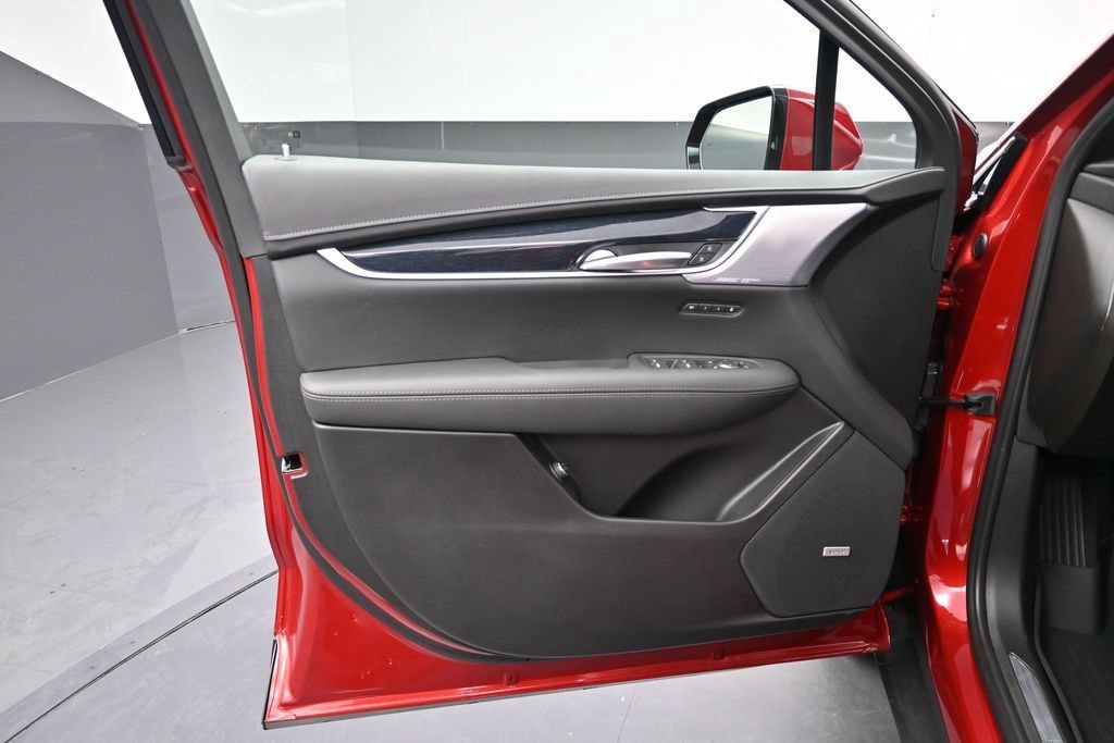 2026 Cadillac XT5 Premium Luxury - Photo 9