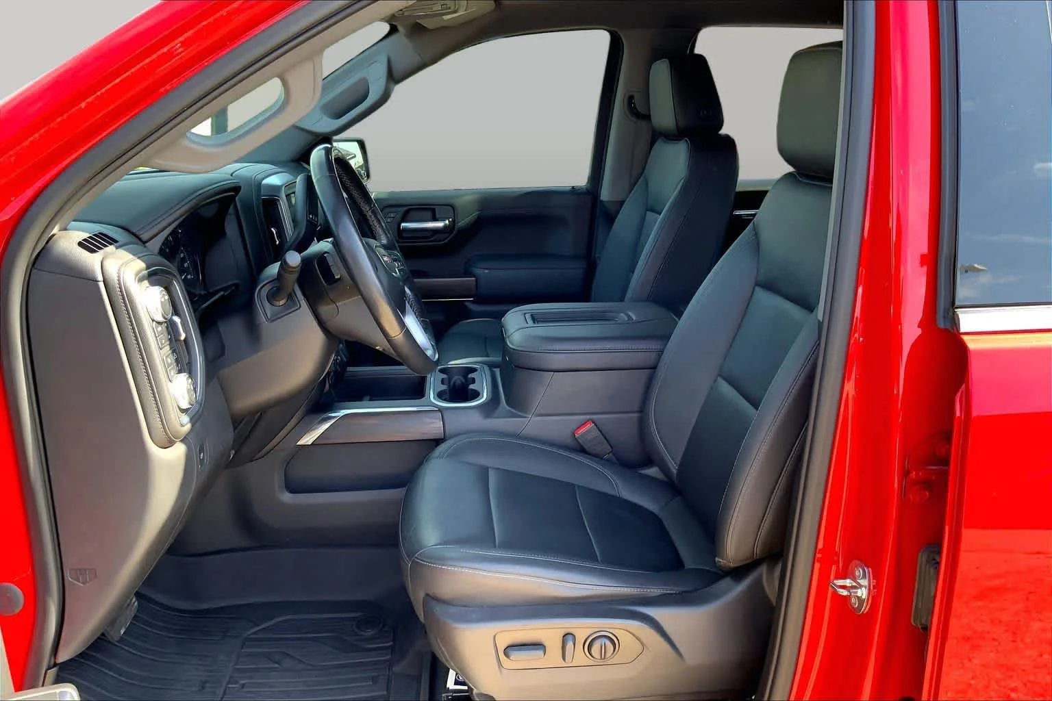 Used 2022 Cardinal Red GMC SLT image 8