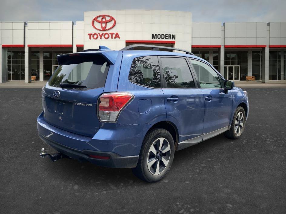 Used 2018 Quartz Blue Pearl Subaru Premium image 5