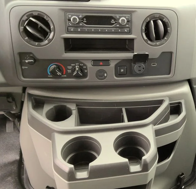 New 2025 Oxford White Ford Base image 20