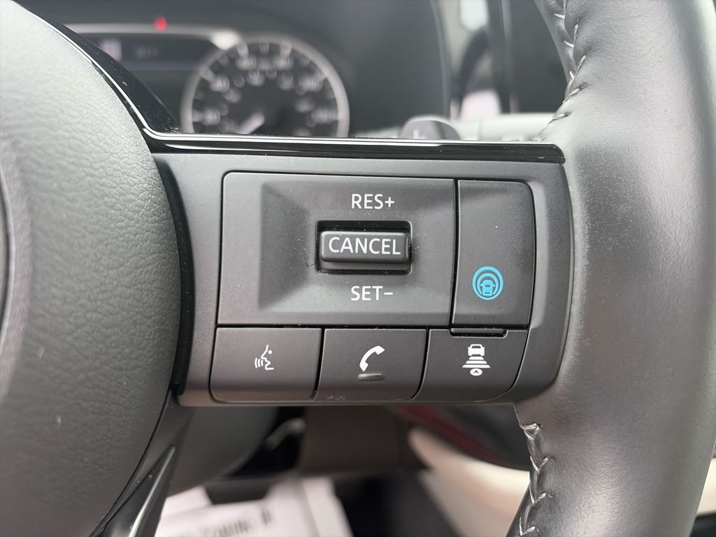 Used 2025 Black Nissan SL image 22