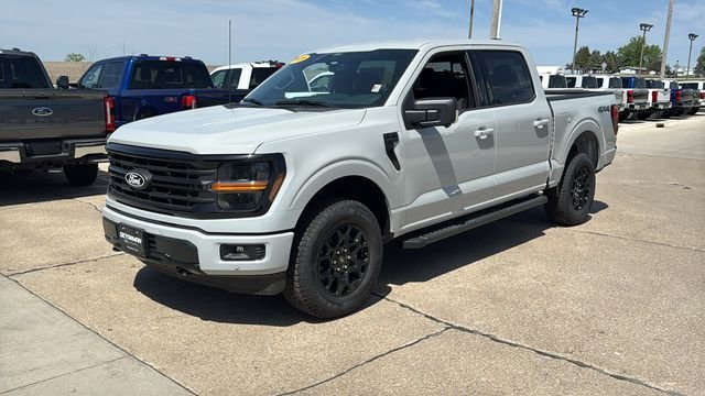 New 2026 White Ford XLT image 5