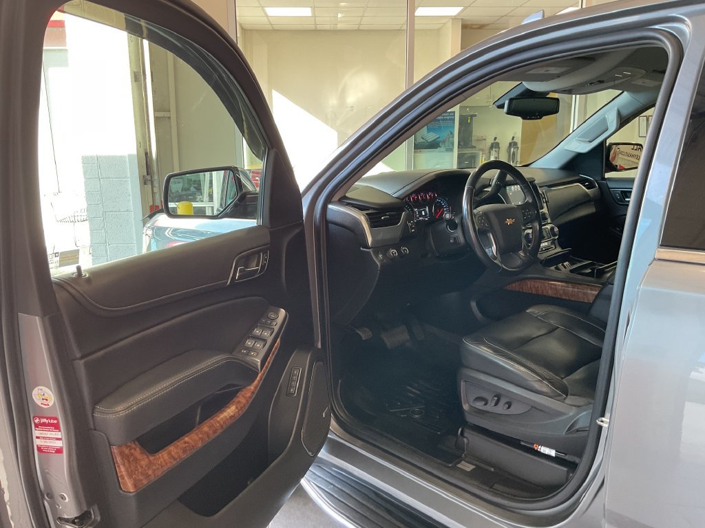 Used 2020 Gray Chevrolet Premier image 14