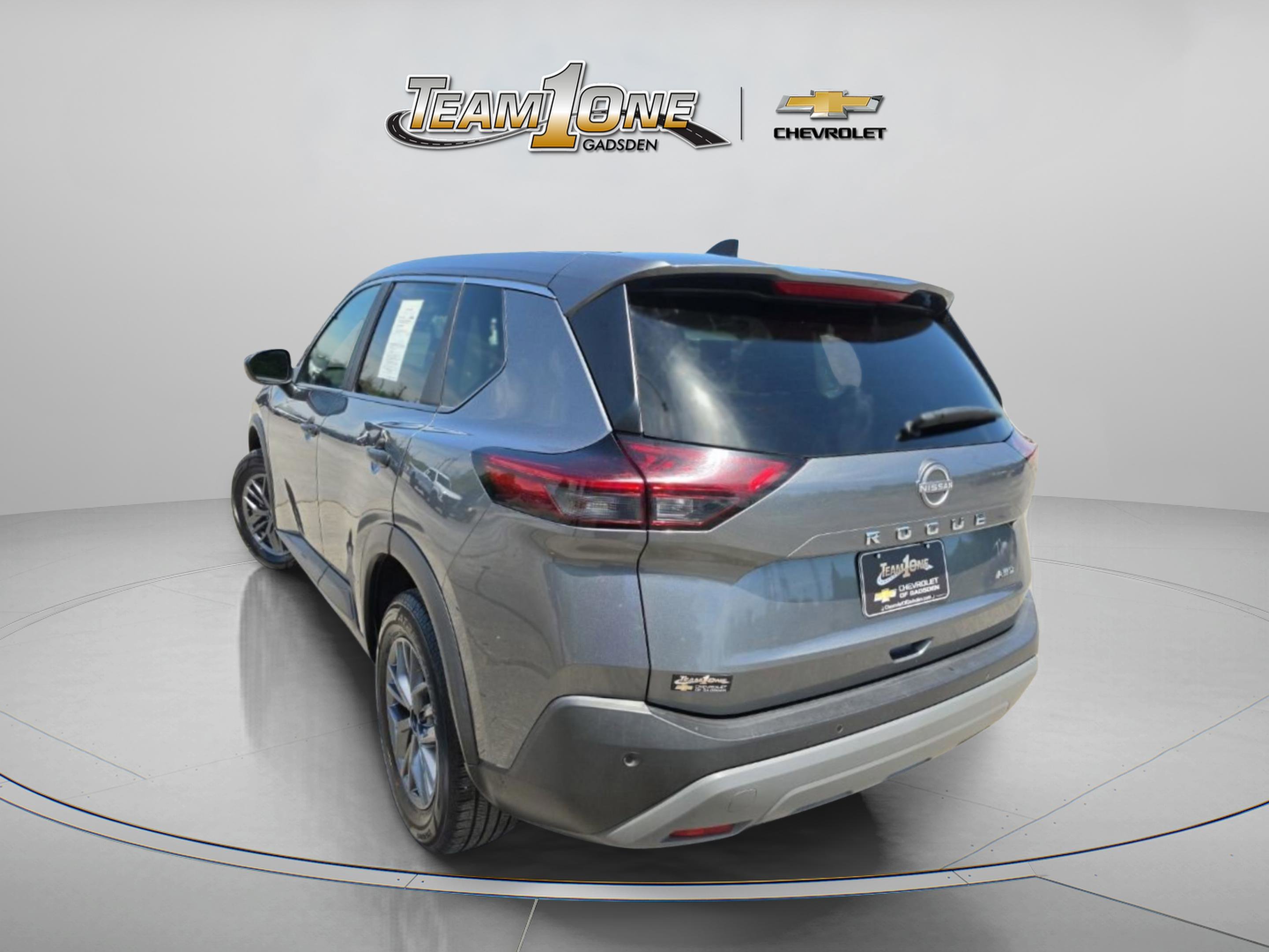 Used 2023 Gry/gray Nissan S image 5