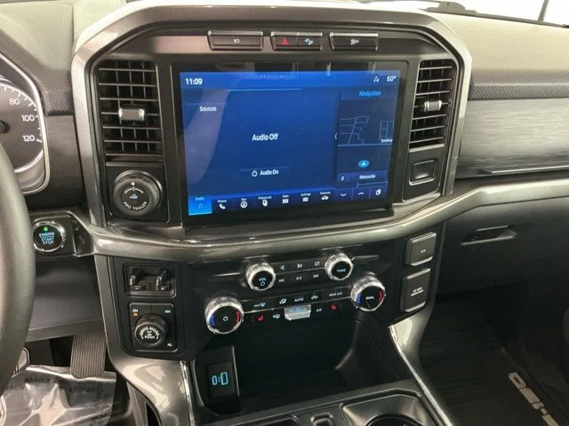 Used 2023 Gray Ford XLT image 22