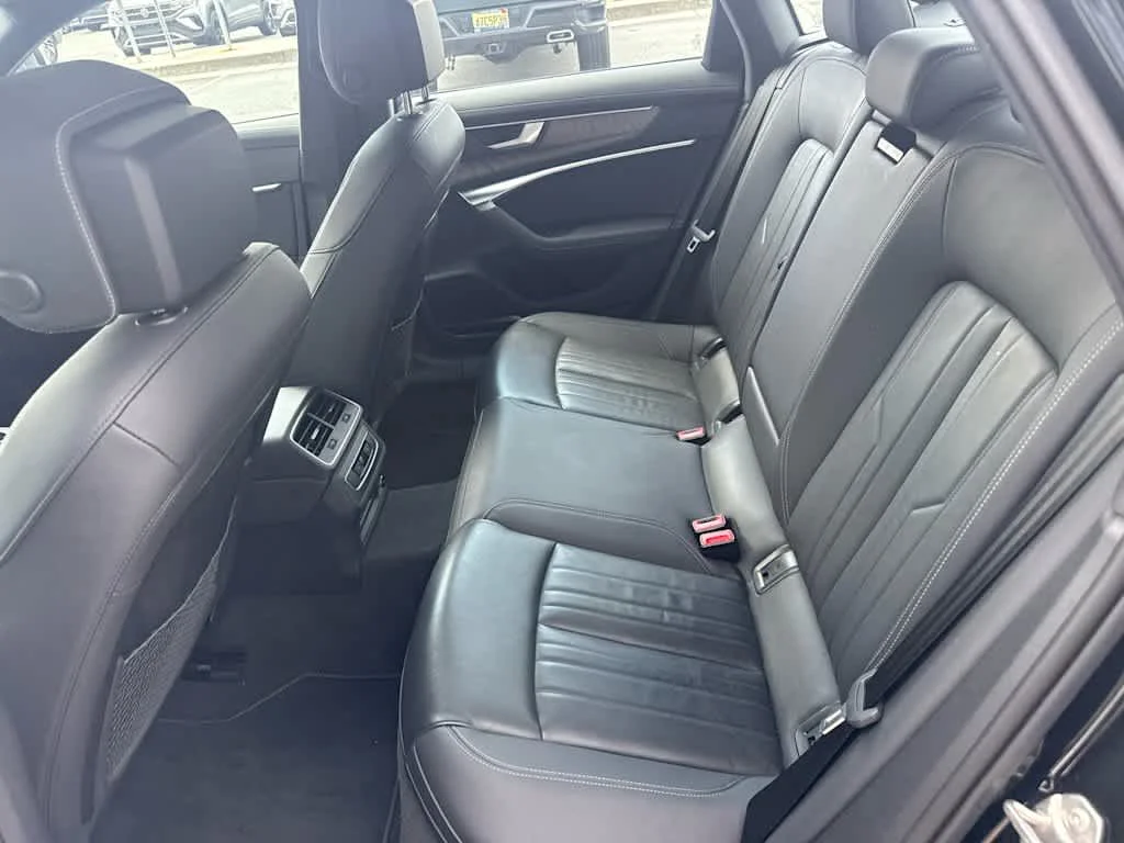 Used 2024 Brilliant Black Audi Premium Plus image 34