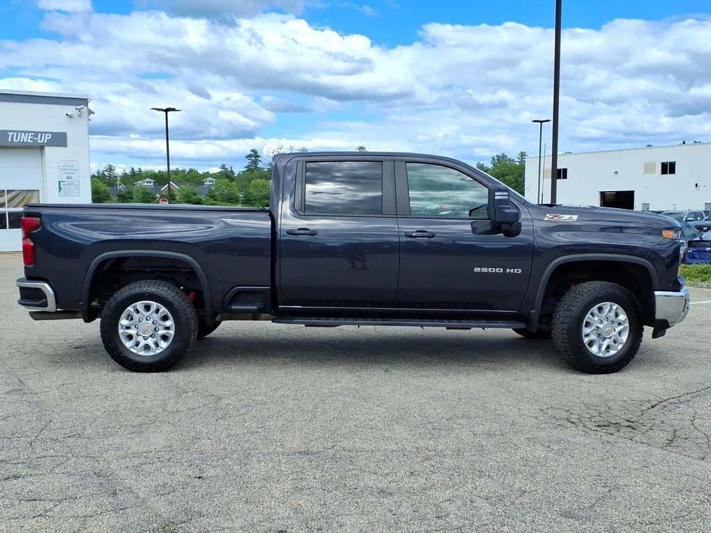 Used 2024 Gray Chevrolet LT image 2