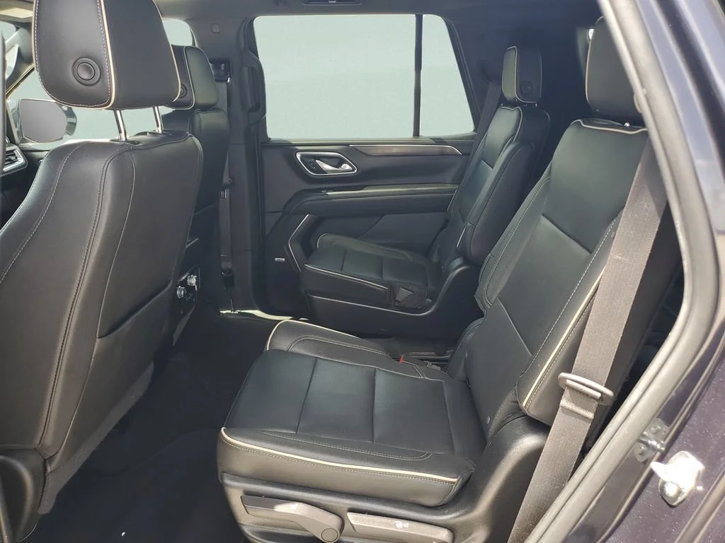 Used 2023 Titanium Rush Metallic GMC SLT image 10