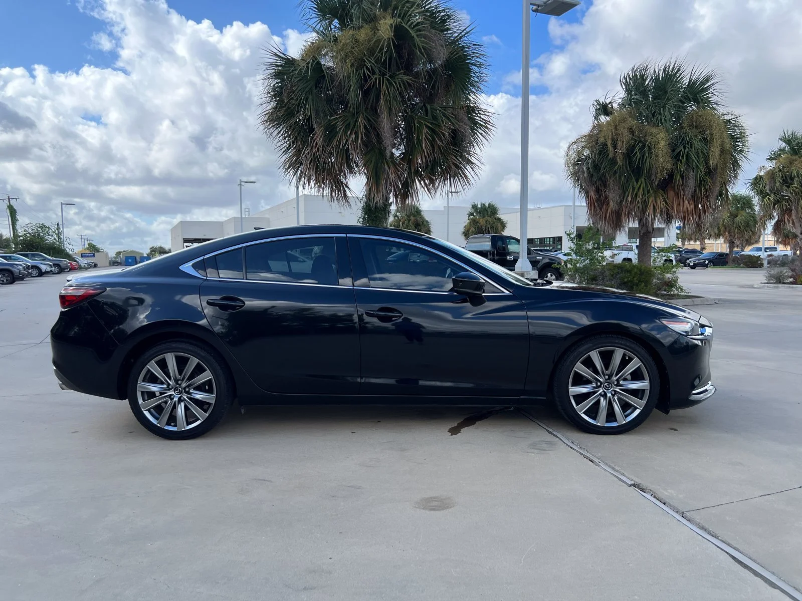 Used 2018 Black Mazda Grand Touring Reserve image 7