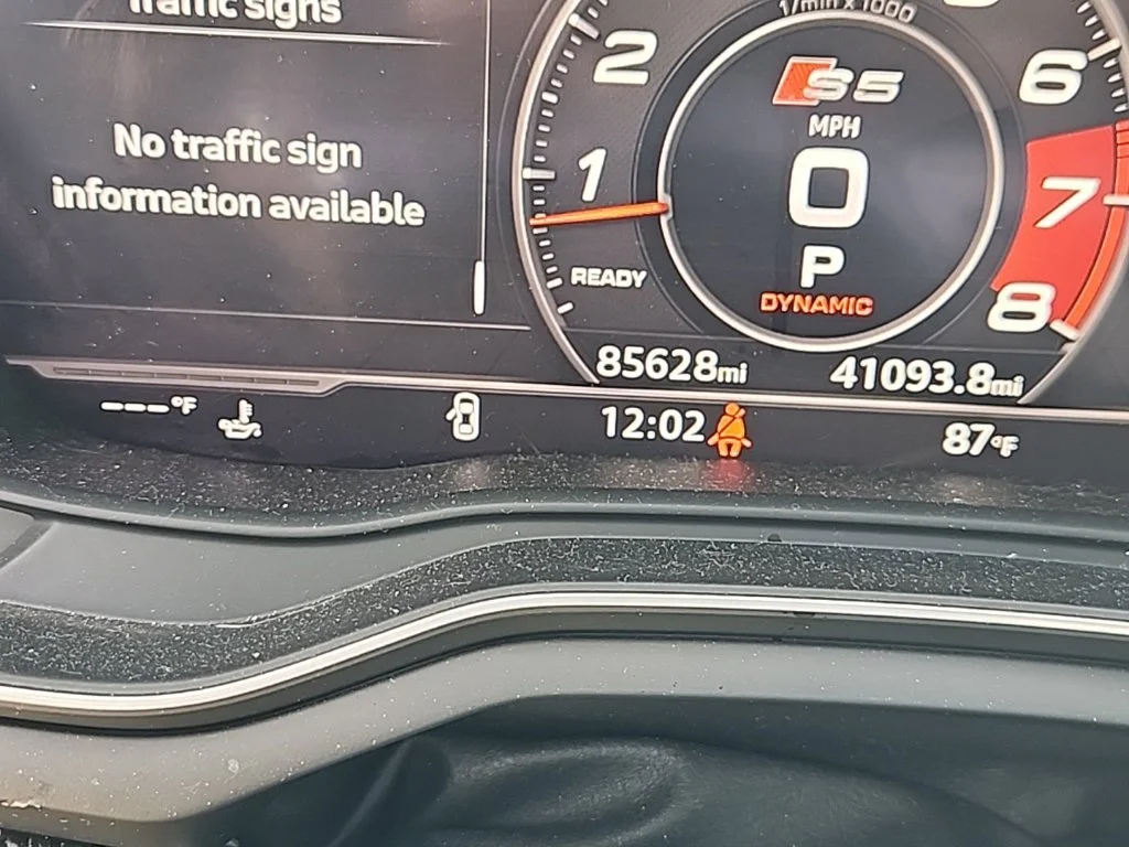 Used 2018 Daytona Gray Pearl Effect Audi Prestige image 5