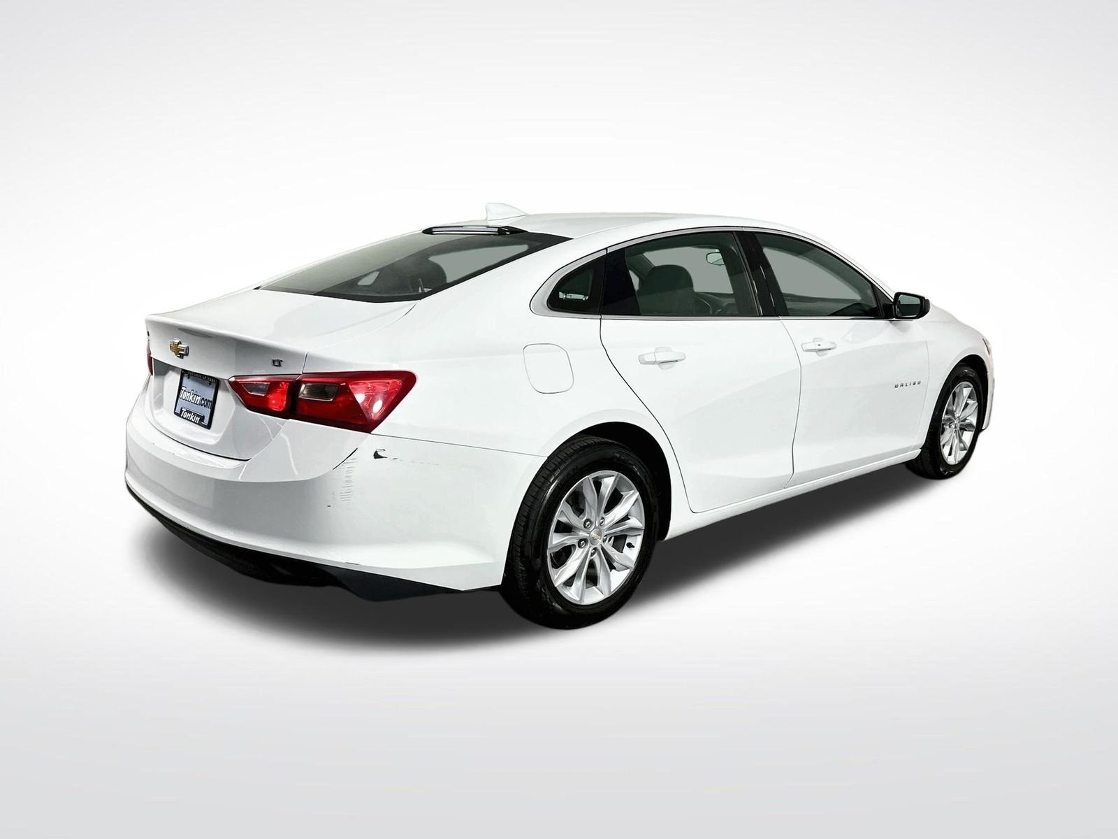Used 2023 Summit White Chevrolet LT image 7