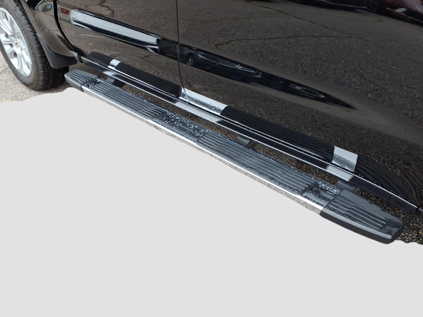 2025 Chevrolet Silverado 1500 LTZ - Photo 10