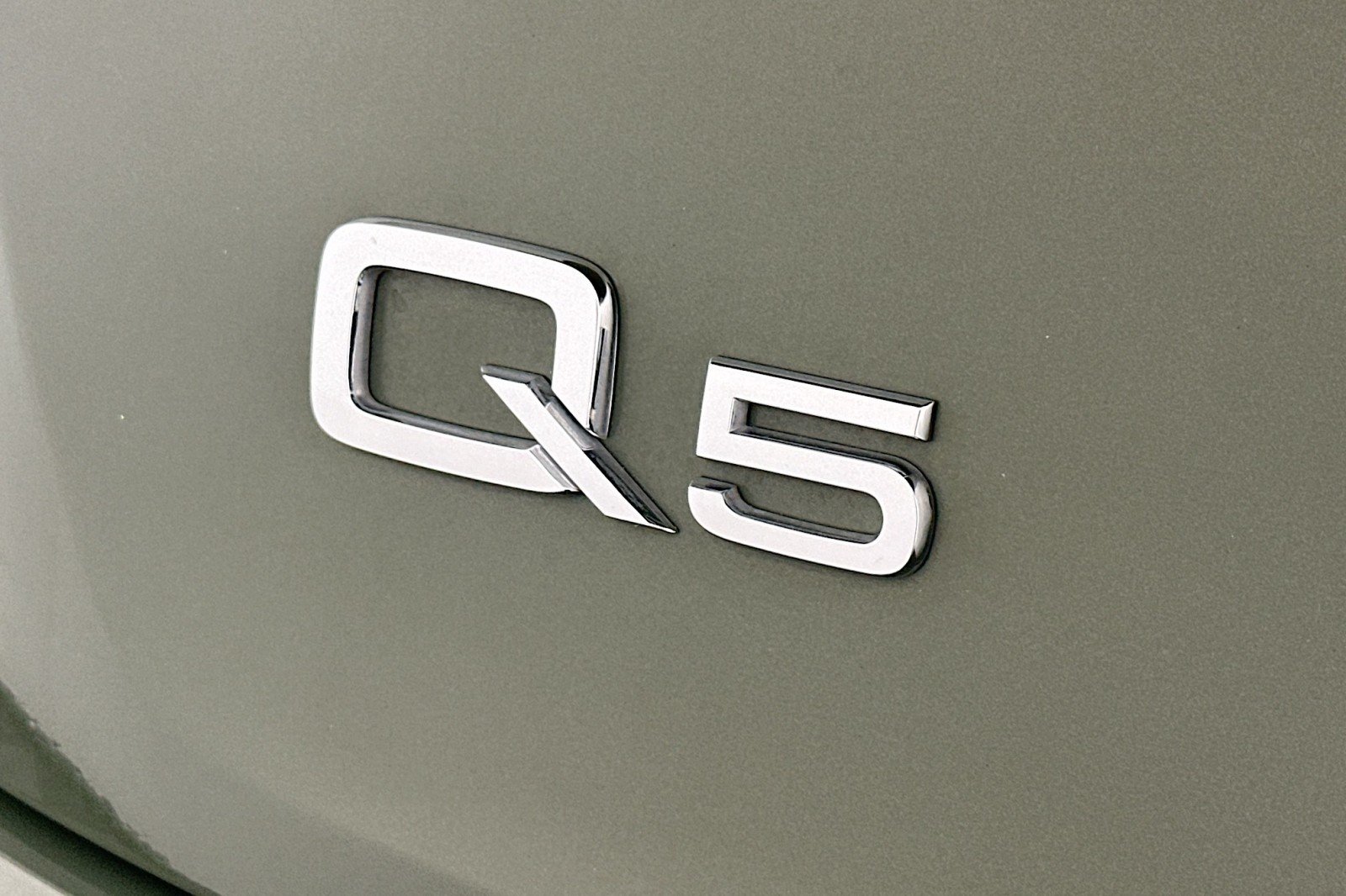 Used 2023 District Green Metallic Audi S line Prestige image 10