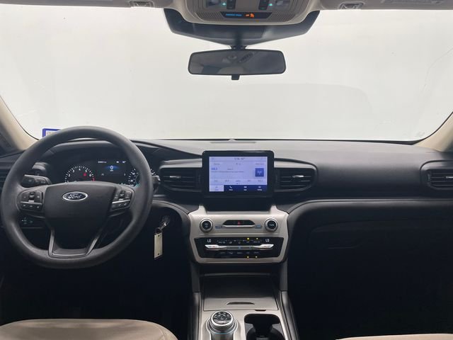 Used 2021 Oxford White Ford Base image 5