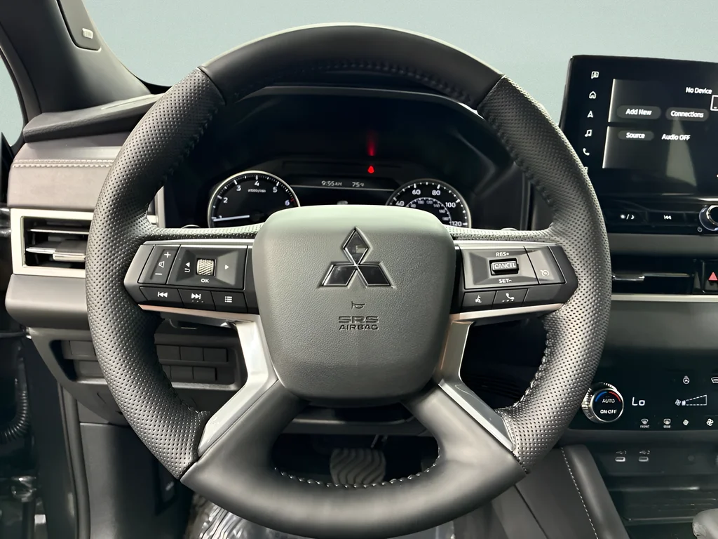 New 2026 Graphite Gray Mitsubishi LE 1.5T S-AWC image 6