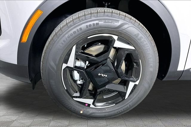 New 2026 Wolf Gray Kia EX image 13