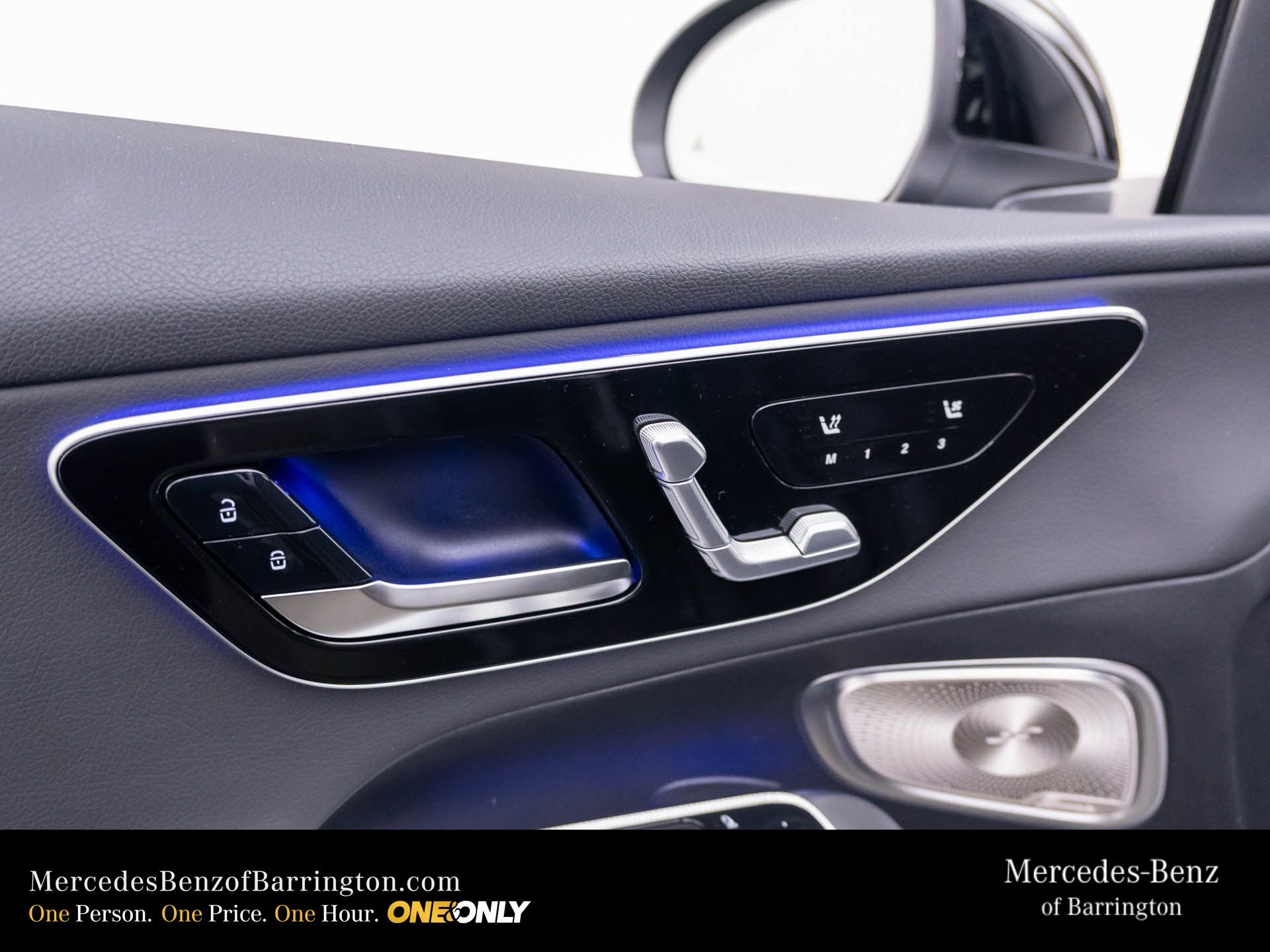 New 2026 Black Mercedes-Benz GLC 300 image 16