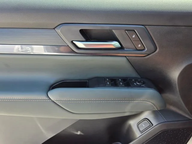 2026 GMC Terrain AT4 - Photo 11