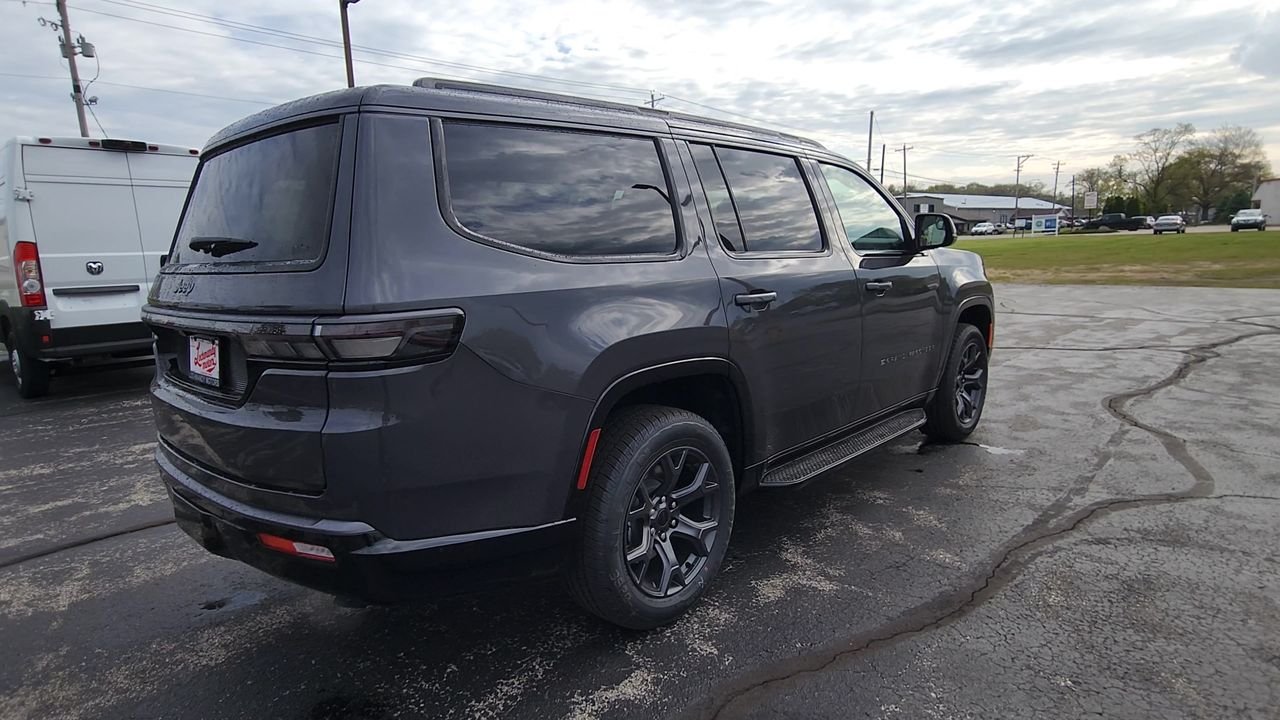 New 2026 Baltic-Gray Metallic Clear-Coat Exterior Paint Jeep Limited Altitude image 8