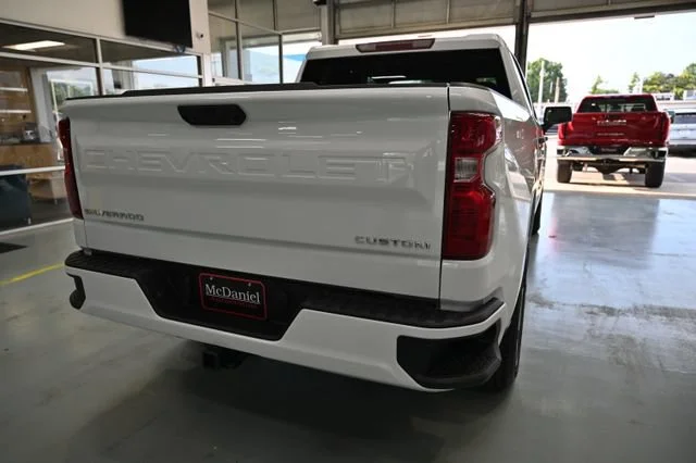 New 2026 Summit White Chevrolet Custom image 5