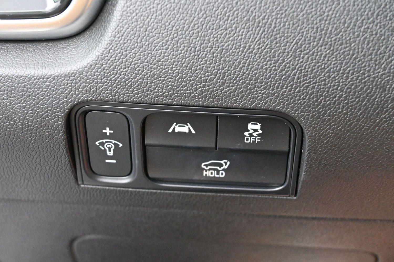 Used 2023 Wolf Gray Kia X-Line SX Prestige image 21
