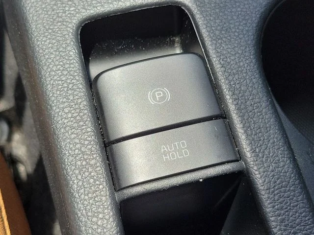 Certified Used 2024 Gray Kia SX image 29