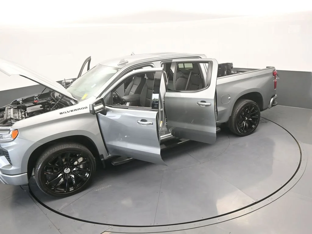 2025 Chevrolet Silverado 1500 LTZ - Photo 81