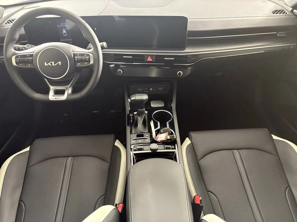 New 2026 Yacht Blue Kia GT-Line FWD image 34