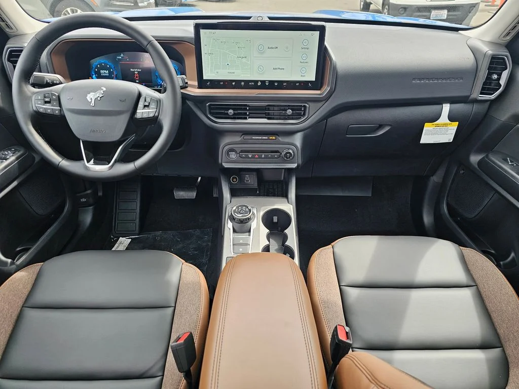 New 2025 Velocity Blue Metallic Ford Outer Banks® image 18
