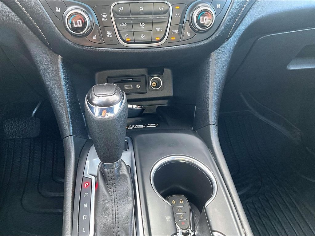 Used 2020 Gray Chevrolet Premier image 27