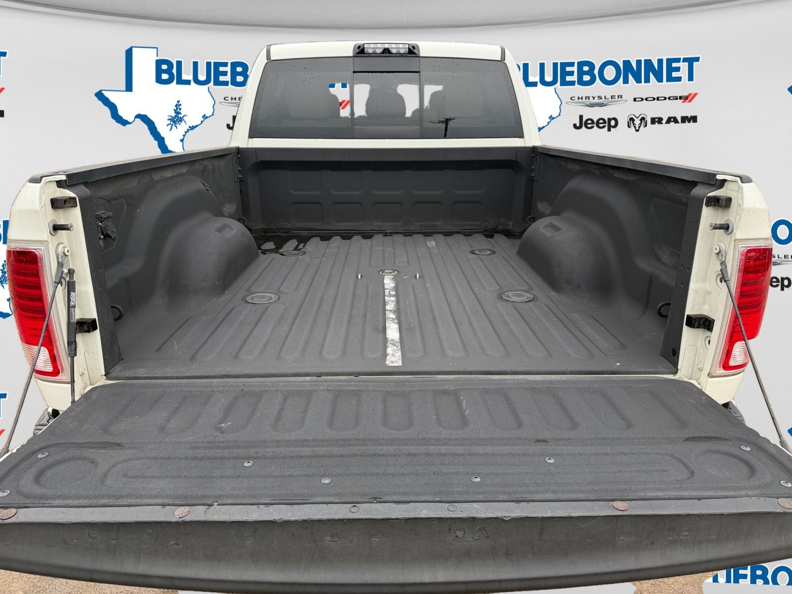 Used 2018 Pearl White Ram Longhorn image 23