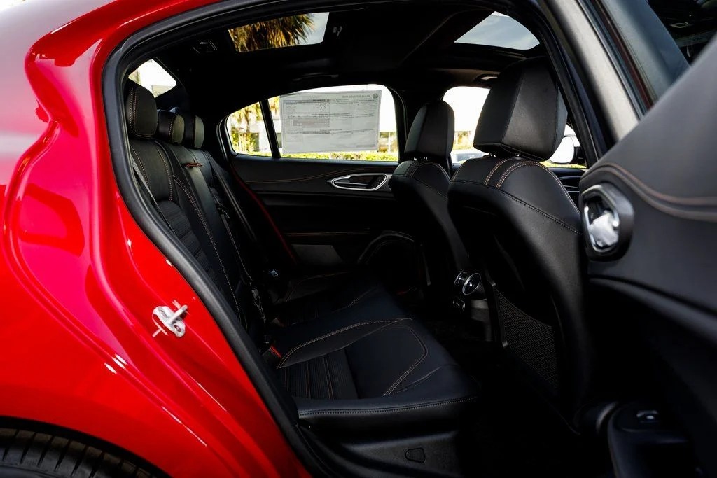 2025 Alfa Romeo Giulia Intensa - Photo 37
