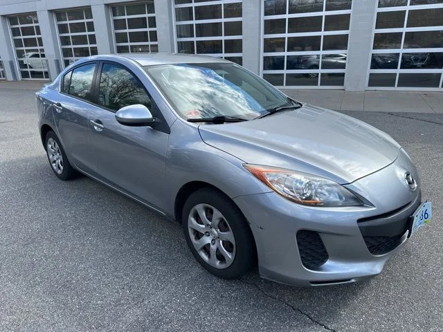 2013 Mazda MAZDA3 i SV