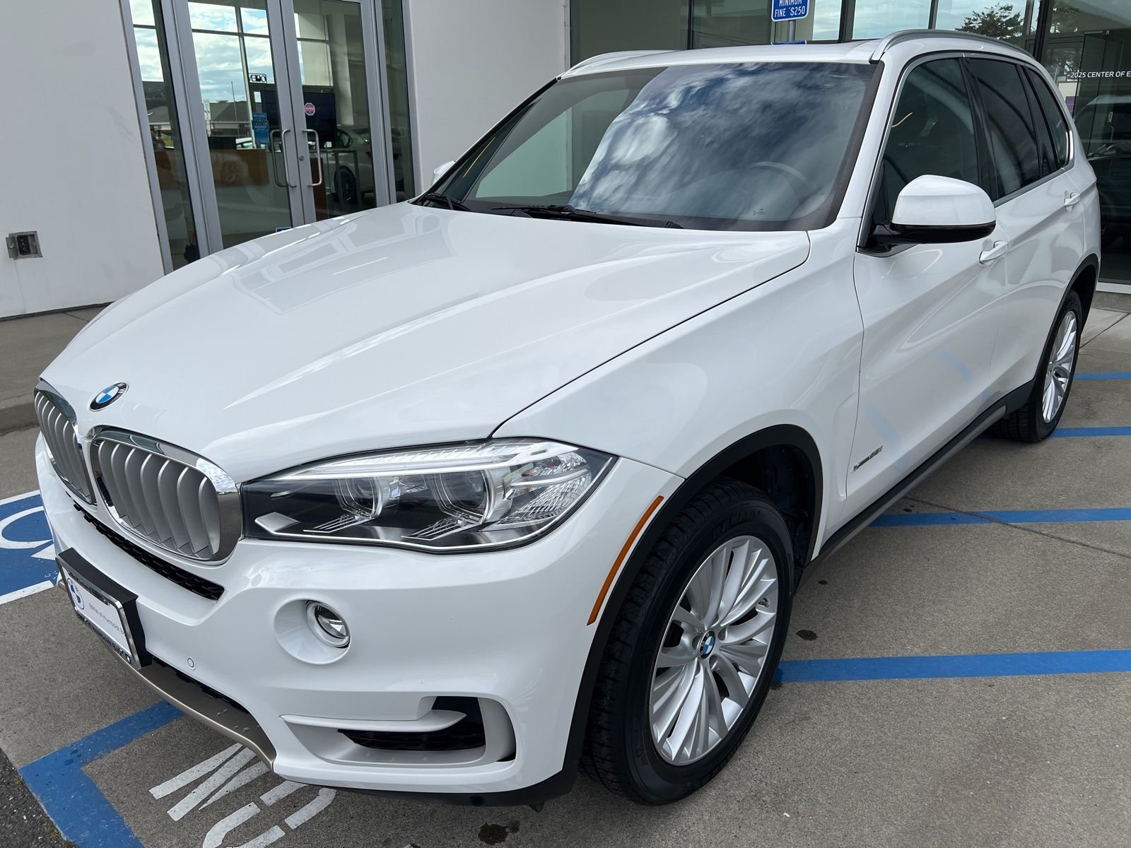 Used 2017 BMW X5 xDrive35i with VIN 5UXKR0C39H0V74627 for sale in McKinleyville, CA