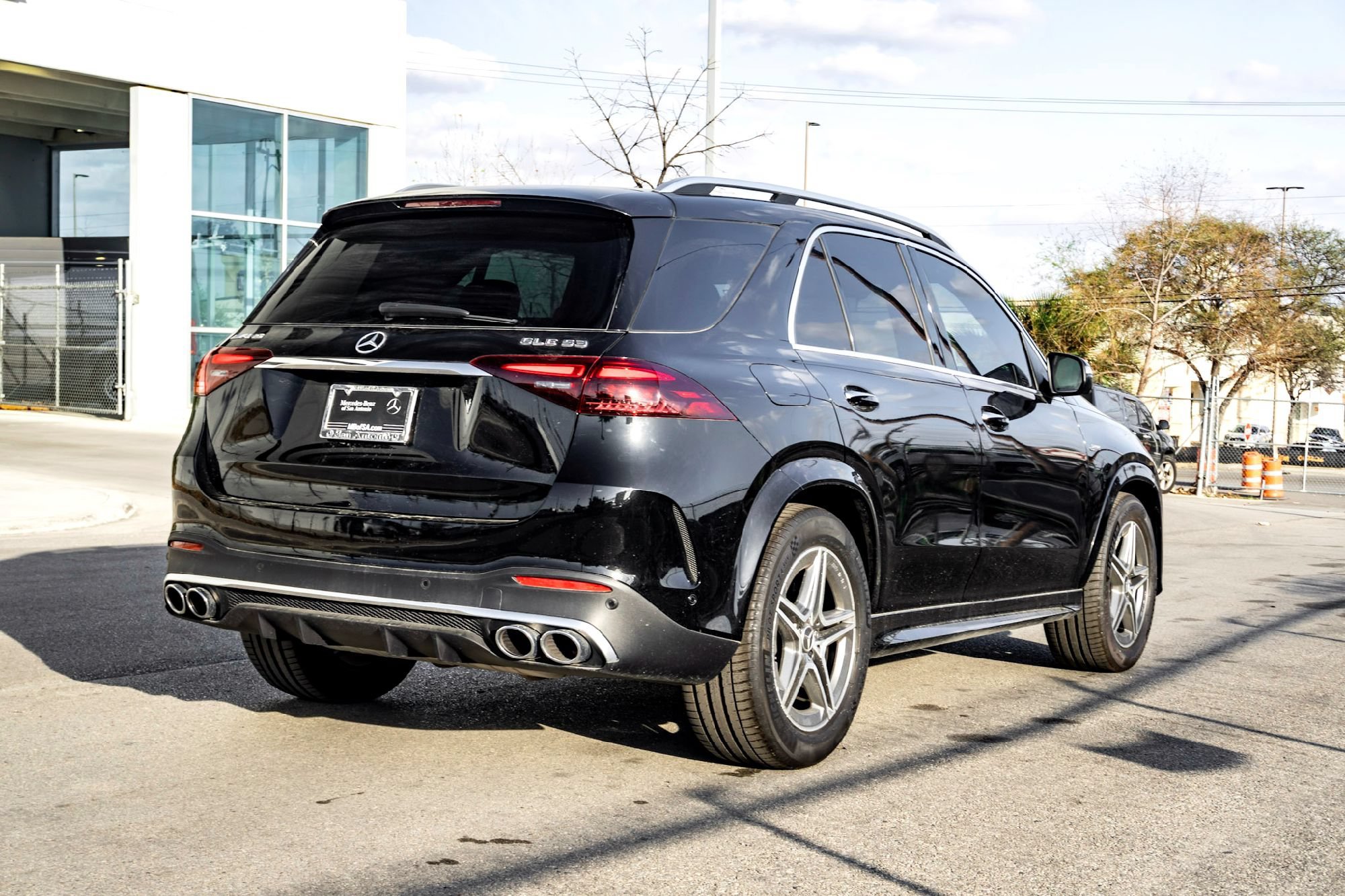New 2025 Obsidian Black Metallic Mercedes-Benz AMG® GLE 53 4MATIC+ SUV image 4