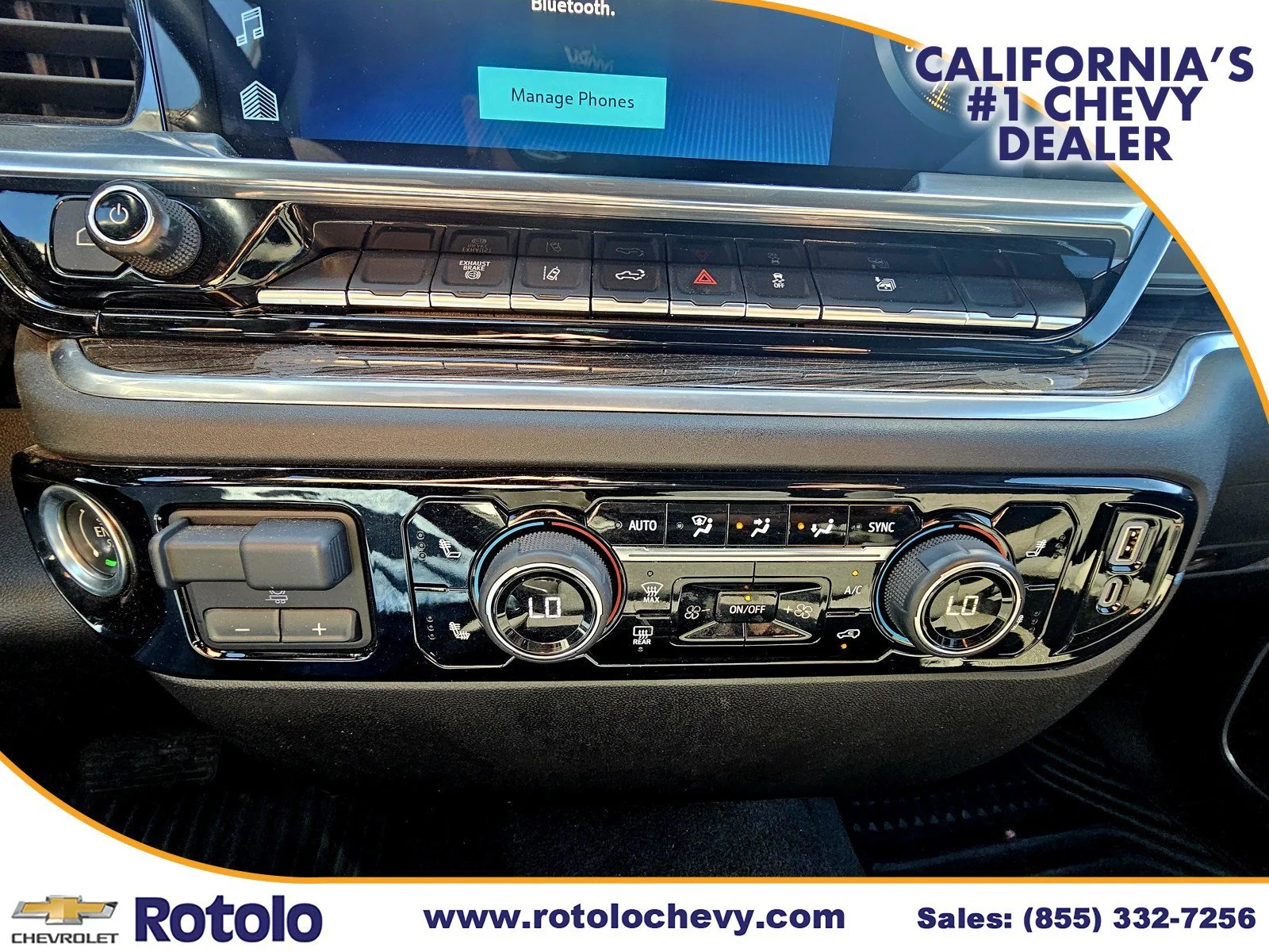 Used 2025 Summit White Chevrolet LT image 29