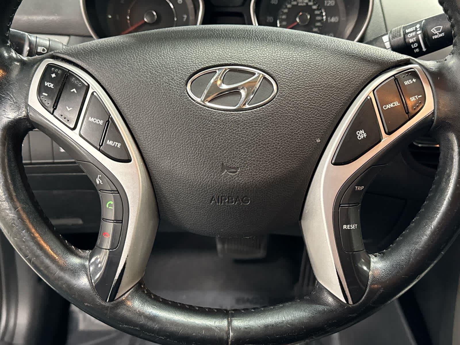 2013 Hyundai Elantra Limited - Photo 33