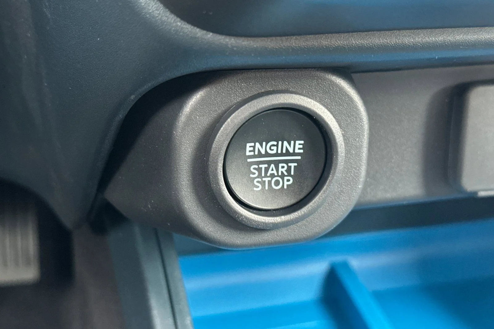 New 2026 Oxford White Ford XLT image 18
